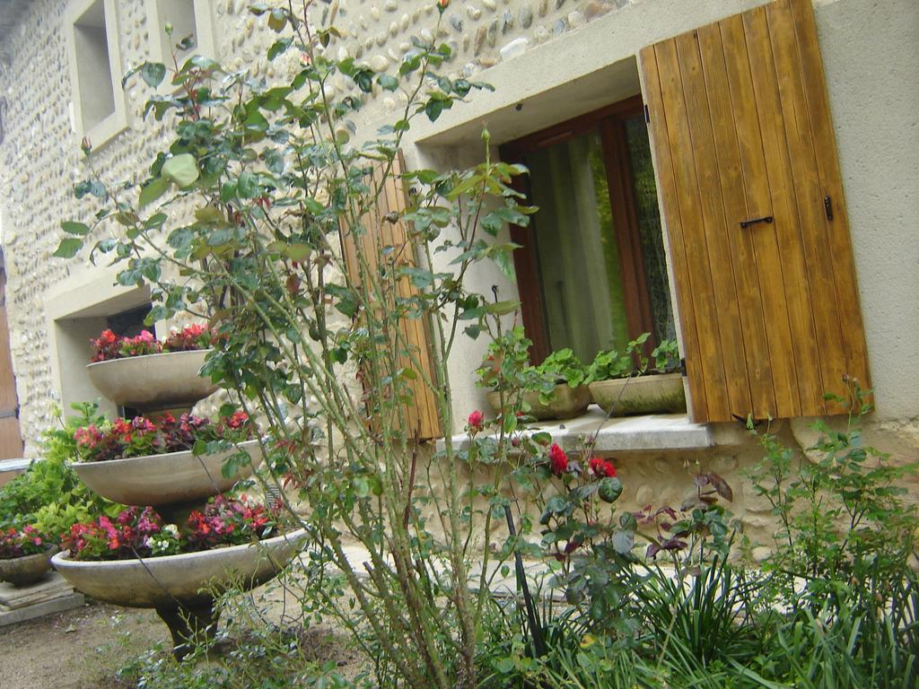 Bed and Breakfast Les Galets D'Evelyne à Étoile-sur-Rhône Extérieur photo
